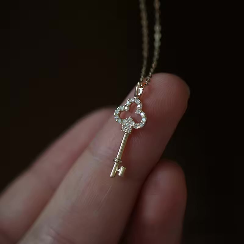3 Leaf Clover Key Necklace